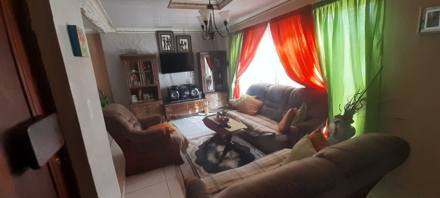 3 Bedroom Property for Sale in Botshabelo Free State